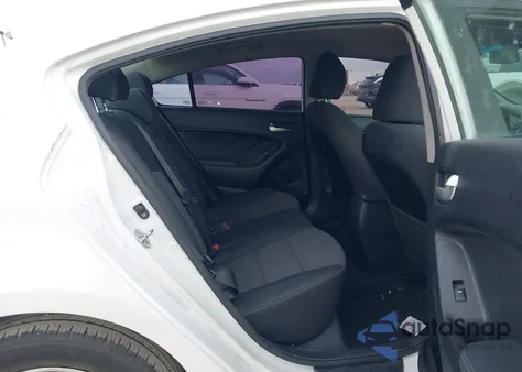 2018 Kia Forte Lx из США, поврежденный, VIN 3KPFL4A70JE222132